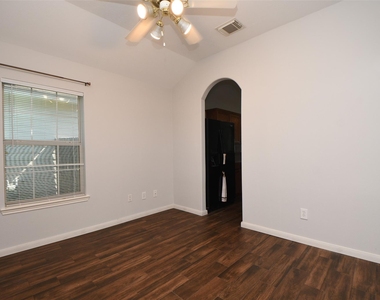 21134 Normand Meadows Lane - Photo Thumbnail 15