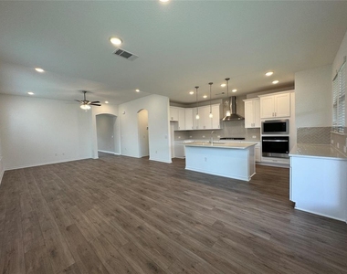 1208 Jasmine View Ln - Photo Thumbnail 6