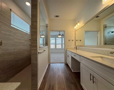 1208 Jasmine View Ln - Photo Thumbnail 17