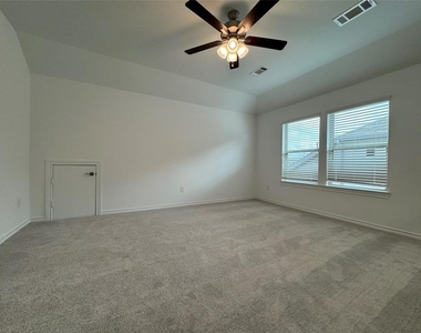 1208 Jasmine View Ln - Photo Thumbnail 20