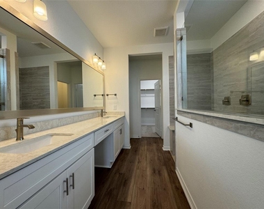 1208 Jasmine View Ln - Photo Thumbnail 13