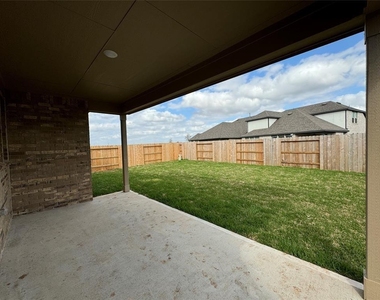 1208 Jasmine View Ln - Photo Thumbnail 16