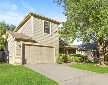 822 Grand Plains Drive - Photo Thumbnail 2