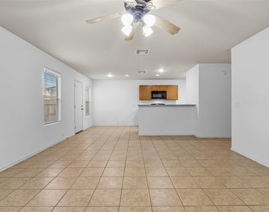 822 Grand Plains Drive - Photo Thumbnail 6