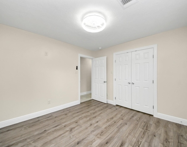 7066 Villa Street - Photo Thumbnail 22