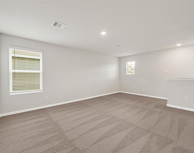 7735 Bergamot Circle - Photo Thumbnail 14
