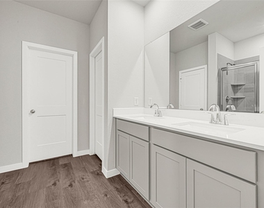 7735 Bergamot Circle - Photo Thumbnail 10