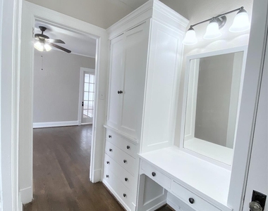 3920 Fannin Street - Photo Thumbnail 5