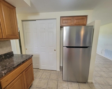 6207 Ohio Avenue - Photo Thumbnail 7