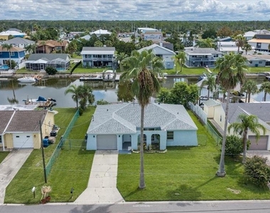 4284 Columbus Drive - Photo Thumbnail 19