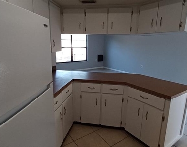 6120 Georgia Avenue - Photo Thumbnail 9