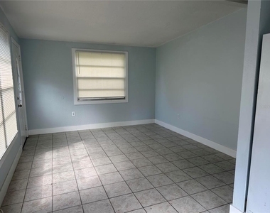 9571 83rd Street - Photo Thumbnail 5