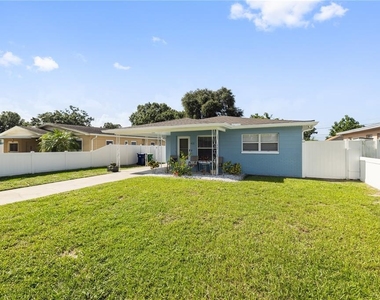 4122 W Gray Street - Photo Thumbnail 6