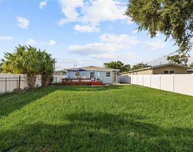 4122 W Gray Street - Photo Thumbnail 5