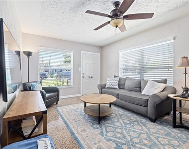 4122 W Gray Street - Photo Thumbnail 9