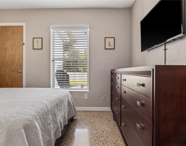 4122 W Gray Street - Photo Thumbnail 14