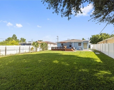 4122 W Gray Street - Photo Thumbnail 24