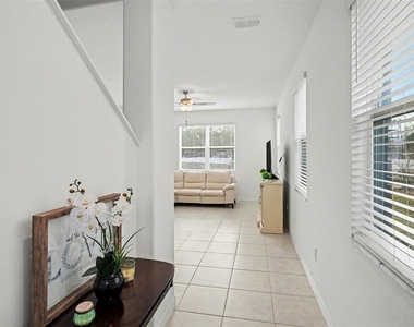 6269 Shiner Street - Photo Thumbnail 3