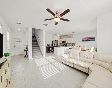 6269 Shiner Street - Photo Thumbnail 4