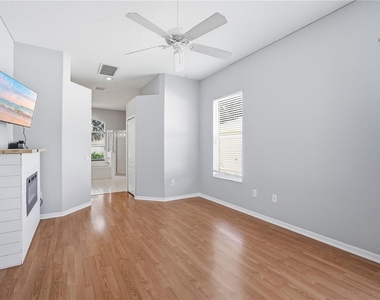 3803 Grand Forks Drive - Photo Thumbnail 4