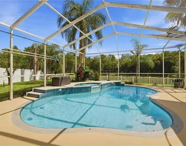 3803 Grand Forks Drive - Photo Thumbnail 21