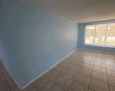 561 Tarawitt Drive - Photo Thumbnail 14