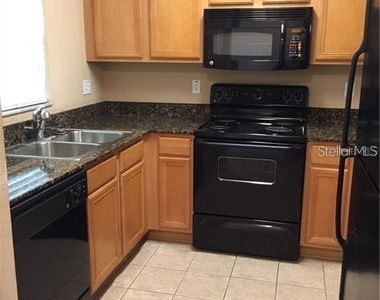 206 Hardcastle Place - Photo Thumbnail 1