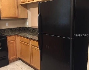 206 Hardcastle Place - Photo Thumbnail 2
