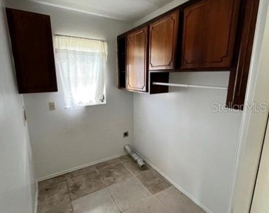 9757 Gulfstream Boulevard - Photo Thumbnail 15