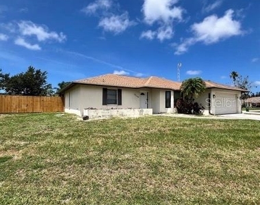 9757 Gulfstream Boulevard - Photo Thumbnail 2