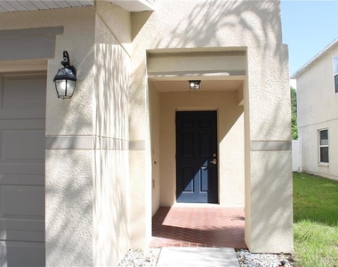 7840 Carriage Pointe Drive - Photo Thumbnail 1