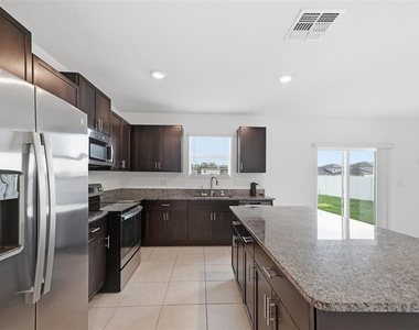 12860 Tripoli Avenue - Photo Thumbnail 12