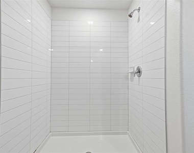 12860 Tripoli Avenue - Photo Thumbnail 34
