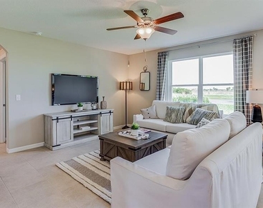 5480 Logan Cave Avenue - Photo Thumbnail 16