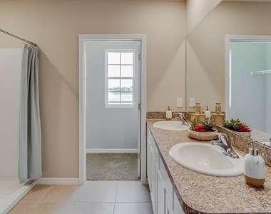5480 Logan Cave Avenue - Photo Thumbnail 14
