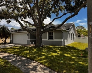 2519 Southern Oak Circle - Photo Thumbnail 1