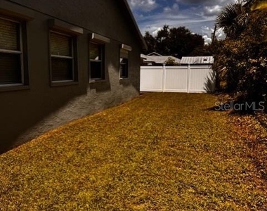 2519 Southern Oak Circle - Photo Thumbnail 3