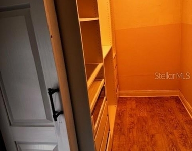 2519 Southern Oak Circle - Photo Thumbnail 20