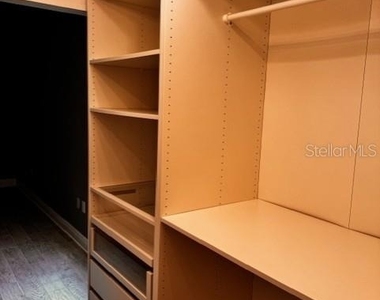 2519 Southern Oak Circle - Photo Thumbnail 22