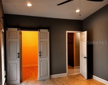 2519 Southern Oak Circle - Photo Thumbnail 14