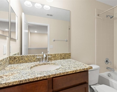 4272 Fennwood Court - Photo Thumbnail 21