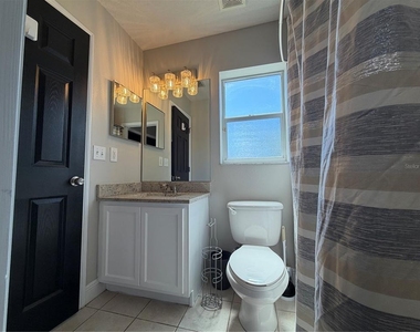 1934 W Spruce Street - Photo Thumbnail 19