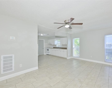 15616 Avalon Avenue - Photo Thumbnail 5