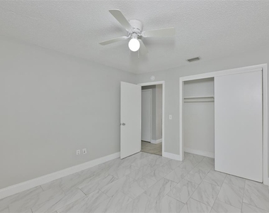 15616 Avalon Avenue - Photo Thumbnail 16