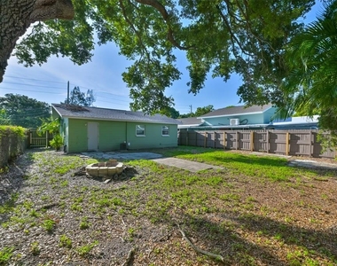 15616 Avalon Avenue - Photo Thumbnail 22