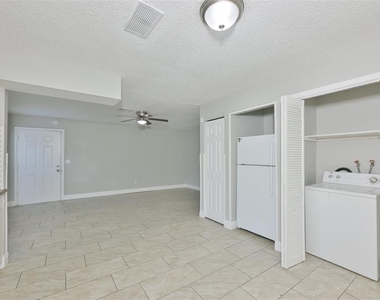 15616 Avalon Avenue - Photo Thumbnail 11