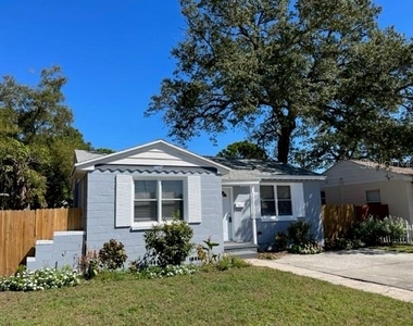 2720 Edwards Avenue S - Photo Thumbnail 1