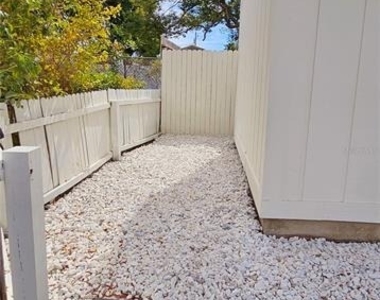 317 Pleasant Street - Photo Thumbnail 24