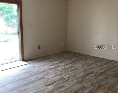 1271 Markham Avenue - Photo Thumbnail 1