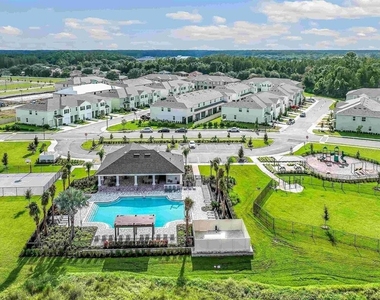 17621 Spanish Oak Loop - Photo Thumbnail 11